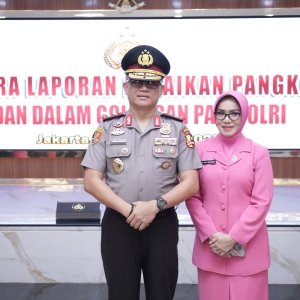 Upacara Laporan Kenaikan Pangkat Ke dan Dalam Golongan Pati Polri — foto 3