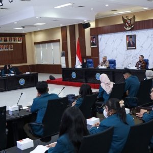 BNN PAPARKAN TANTANGAN PEMBERANTASAN NARKOTIKA KEPADA MAHASISWA HUKUM UNDIP — foto 3