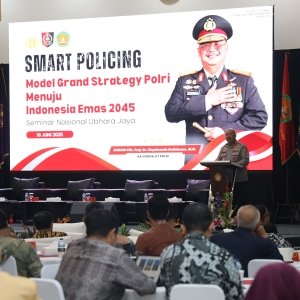 BNN HADIRI SEMINAR NASIONAL: PENINGKATAN PERAN POLRI DALAM MEWUJUDKAN INDONESIA EMAS 2045 — foto 8