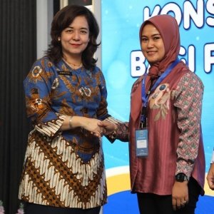 BNN TINGKATKAN KOMPETENSI PETUGAS REHABILITASI MELALUI PELATIHAN KONSELING DAN ASESMEN — foto 3