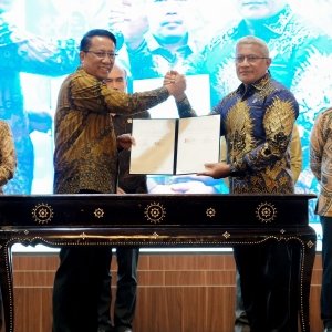 MOU BNN DENGAN MENTERI HUKUM
