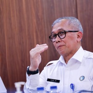 Audiensi dengan J&T — foto 5