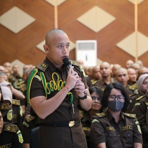 Deputi Hukum dan Kerja Sama BNN RI Berikan Kuliah Umum P4GN Bagi Calon Jaksa — foto 3