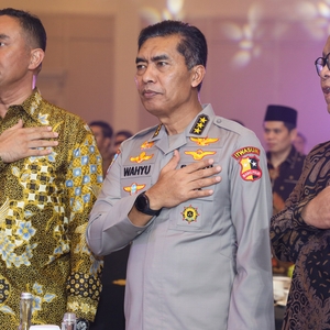 KEPALA BNN RI HADIRI MALAM PENGANUGERAHAN HOEGENG AWARDS 2026